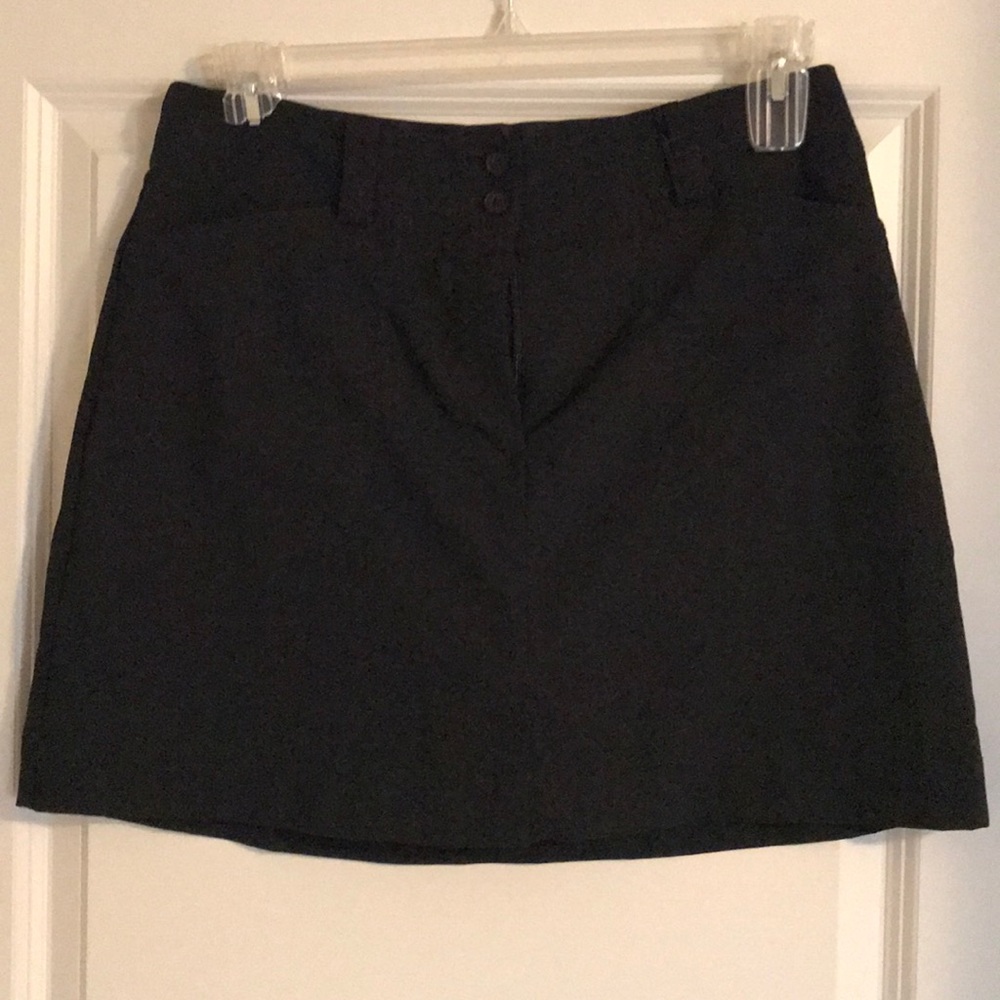 Black Nike golf skort Size 10